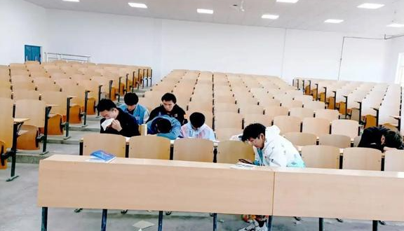 苹果手机试玩应用赚钱APP（这个APP学生一定要做）