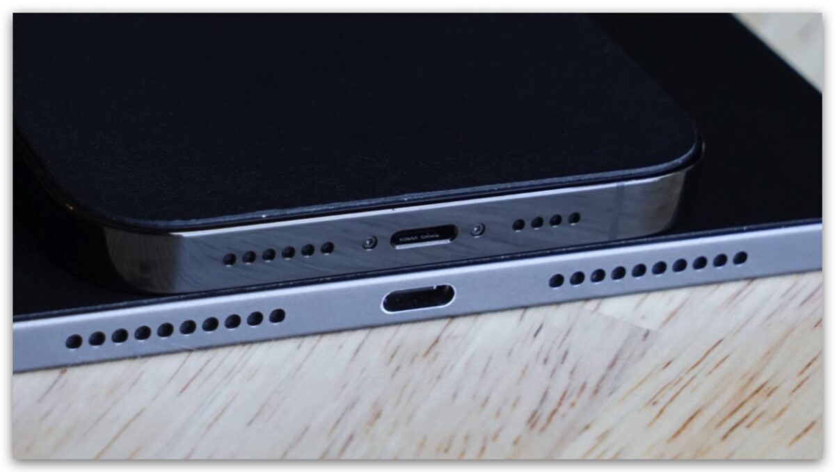iPhone USB-C Lightning