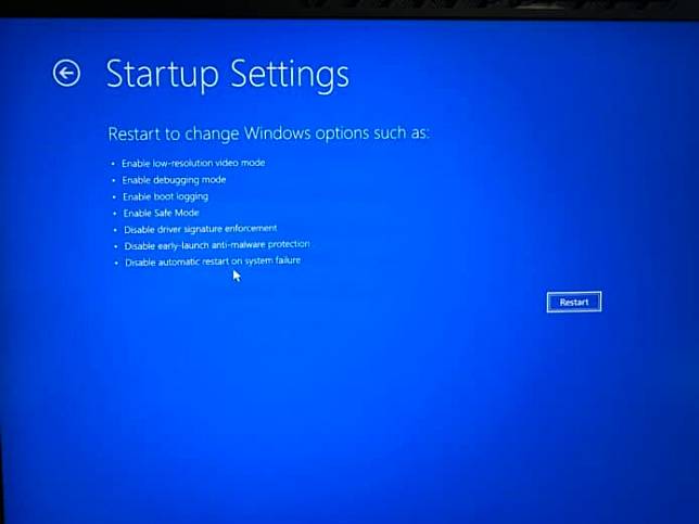 Windows blue screen 蓝屏开不到机解决方法教程 删除有问题文件 Windows 即可开机