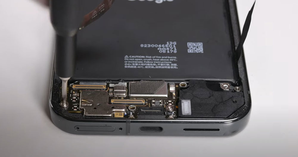 谷歌 Pixel 9 Pro XL 拆解：耐用性是 Pixel 8 的两倍，可修复性更好 - 安卓手赚网