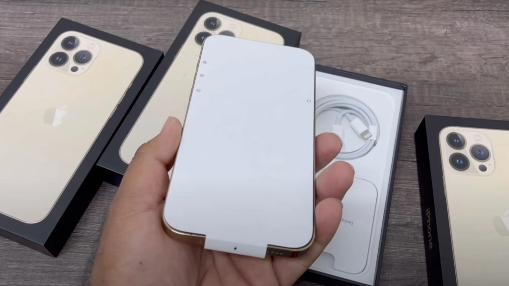 iPhone 16 确定取消经典苹果 LOGO 贴纸！ 剩一种方法可以取得