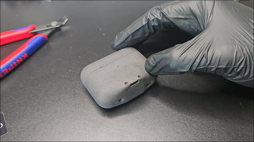 你的 AirPods 能升级到 USB-C？ 只需 10 秒换上这款保护壳，让旧款 AirPods 焕然一新 - 安卓手赚网